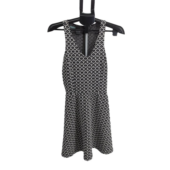EUC Maurices Cotton Blend Black White Diamond Dress Women Small - Picture 1 of 6